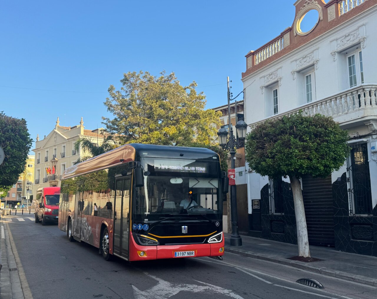 servicio-de-transporte-municipal-urbano-de-paterna