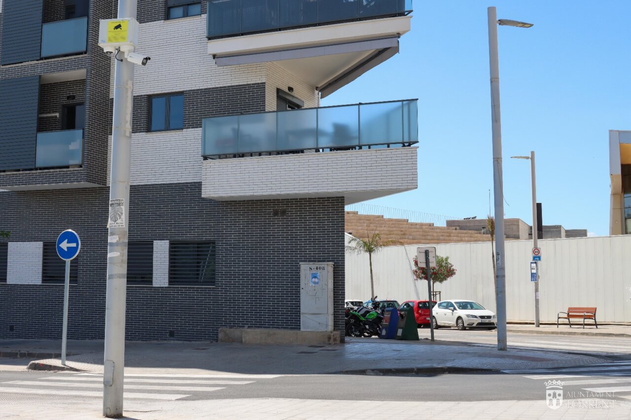 zona-videovigilada-torrent-edificios