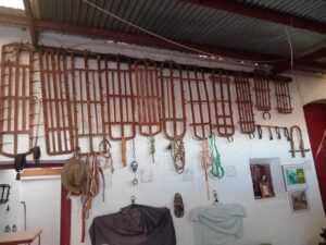 La Pobla de Farnals creará una exposición etnológica permanente con herramientas agrícolas antiguas