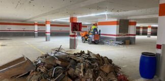 Interior del aparcamiento municipal de Picanya en obras de rehabilitación