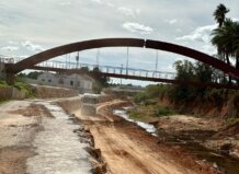 Obras de ampliación de la escollera en el barranco de Picassent