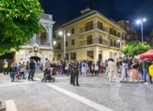 Talleres, cuentacuentos y pasajes del terror protagonizan la programación de Halloween de Paterna Multitud de personas disfrazadas en la celebración de Halloween en Paterna.