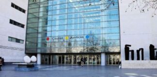 Fachada del edificio Ciutat de la Justicia en Valencia
