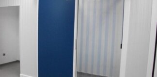 Cortinas de lamas industriales de PVC para la cadena de frío: cámaras, camiones y transporte farma Cortinas de lamas industriales de PVC en un entorno de cámara frigorífica