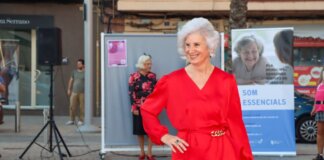 desfile-personas-mayores-torrent