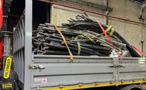 Camión con carga de cables de cobre confiscados por la Guardia Civil