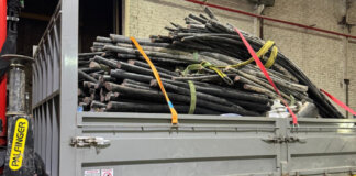 Camión con carga de cables de cobre confiscados por la Guardia Civil