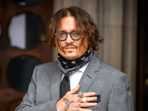 El actor Johnny Depp ha donado 65.000 dólares al CIM de Massanassa tras inundaciones.