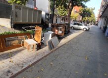Xirivella retira 8.000 kilos de muebles y enseres abandonados en la vía pública en un solo día muebles abandonados Xirivella