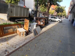 muebles abandonados Xirivella