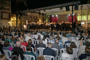 Concierto en Paiporta en homenaje a las bandas de música tras la DANA de 2024