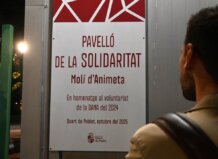 Placa conmemorativa del Pavelló de la Solidaritat en Quart de Poblet