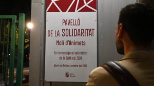 Placa conmemorativa del Pavelló de la Solidaritat en Quart de Poblet