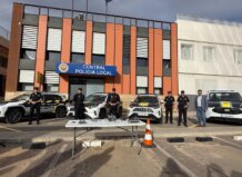 Drones, cámaras corporales y una oficina móvil modernizan la Policía Local de Alfafar