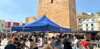 PP Torrent reparto de senyeras