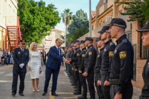 Celebración del 50 aniversario de la Policía Local en Meliana con autoridades y agentes