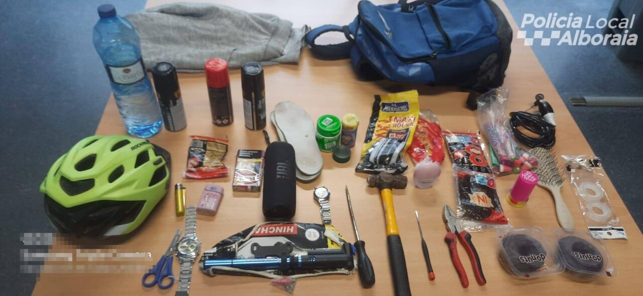 Objetos recuperados por la Policía Local de Alboraya tras un robo.