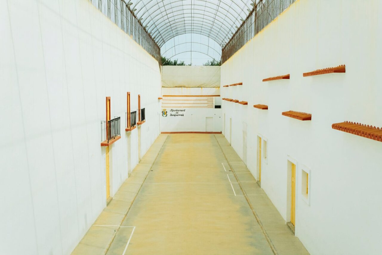 El Carrer de la Pilota es un espacio clave para la práctica de la pilota valenciana en Beniparrell.