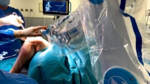 Cirugía robótica de rodilla en el hospital Vithas Valencia