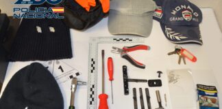 Objetos confiscados por la Policía Nacional en Mislata relacionados con robos.