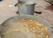 Calderes humejants durante la Festa d'Hivern en Foios