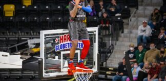 JLos Harlem Globetrotters celebran su centenario con un espectáculo impresionante.