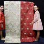 Las telas que lucirá la Corte de Honor Infantil fueron presentadas en Beniparrell.