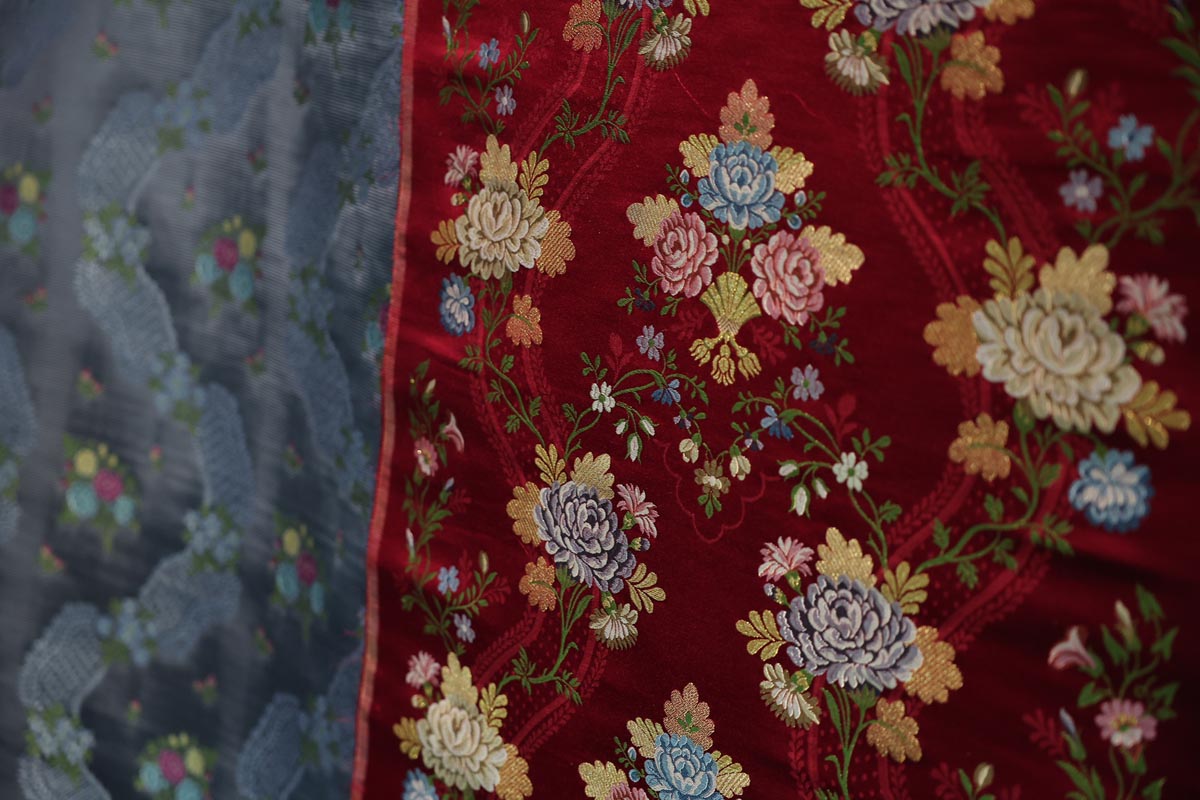 Las telas que lucirá la Corte de Honor Infantil fueron presentadas en Beniparrell.