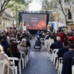 Ceremonia en homenaje a Manolo Algarra con público sentado