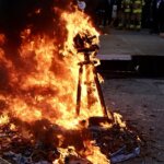 Ceremonia de homenaje con fuego y tributo a Manolo Algarra