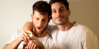 Emprendedores de l'Horta Sud crean cosmética a base de cacao. Innovación y sostenibilidad en sus productos.