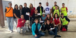 Grupo de participantes en el IV Clínic Paralímpico en Torrent
