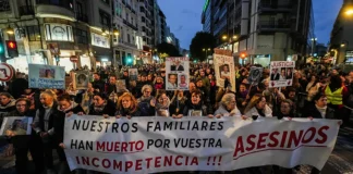 La manifestación 'Mazón a presó' exige "memoria y reparación" por la Dana: "No pararemos hasta saber la verdad" Manifestación en Valencia exigiendo justicia por víctimas de la DANA