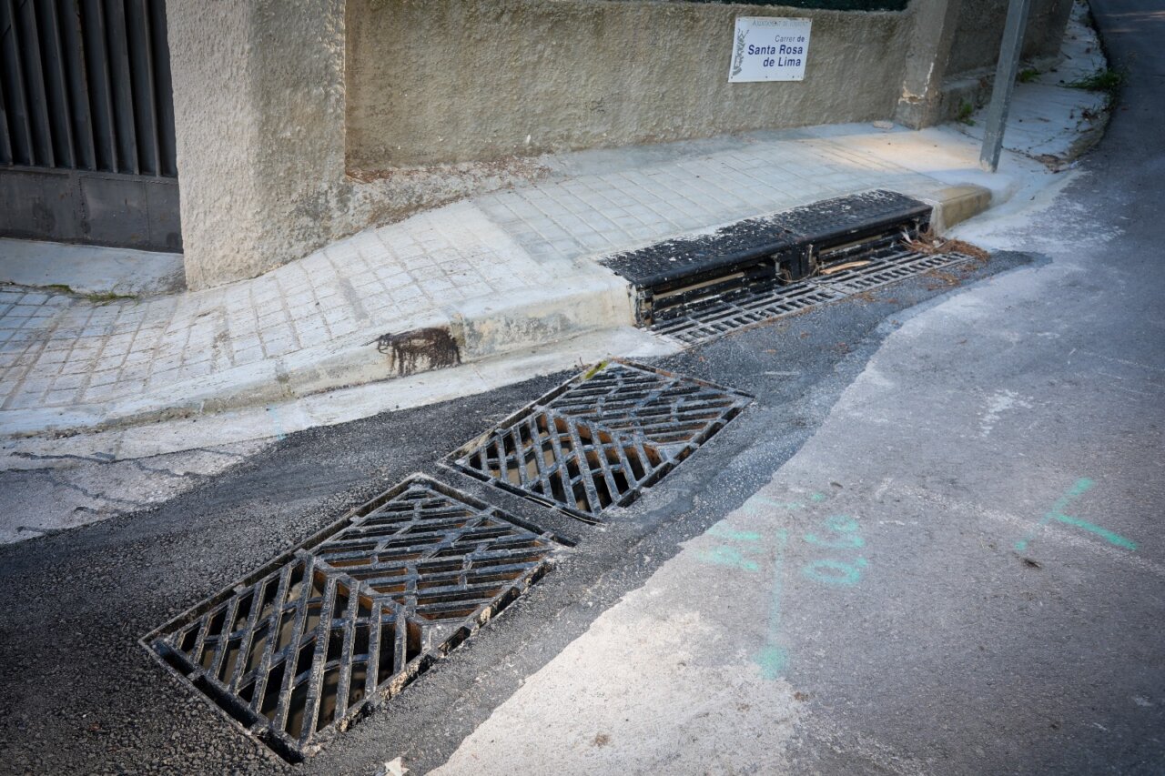 Sistema de drenaje en la calle Santa Rosa de Lima en Torrent