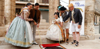 Inauguración de placa conmemorativa del centenario de las fallas en Mislata