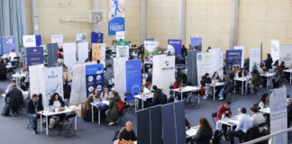 El evento Mislata Job Talent reunió a más de 1,500 personas en busca de empleo.