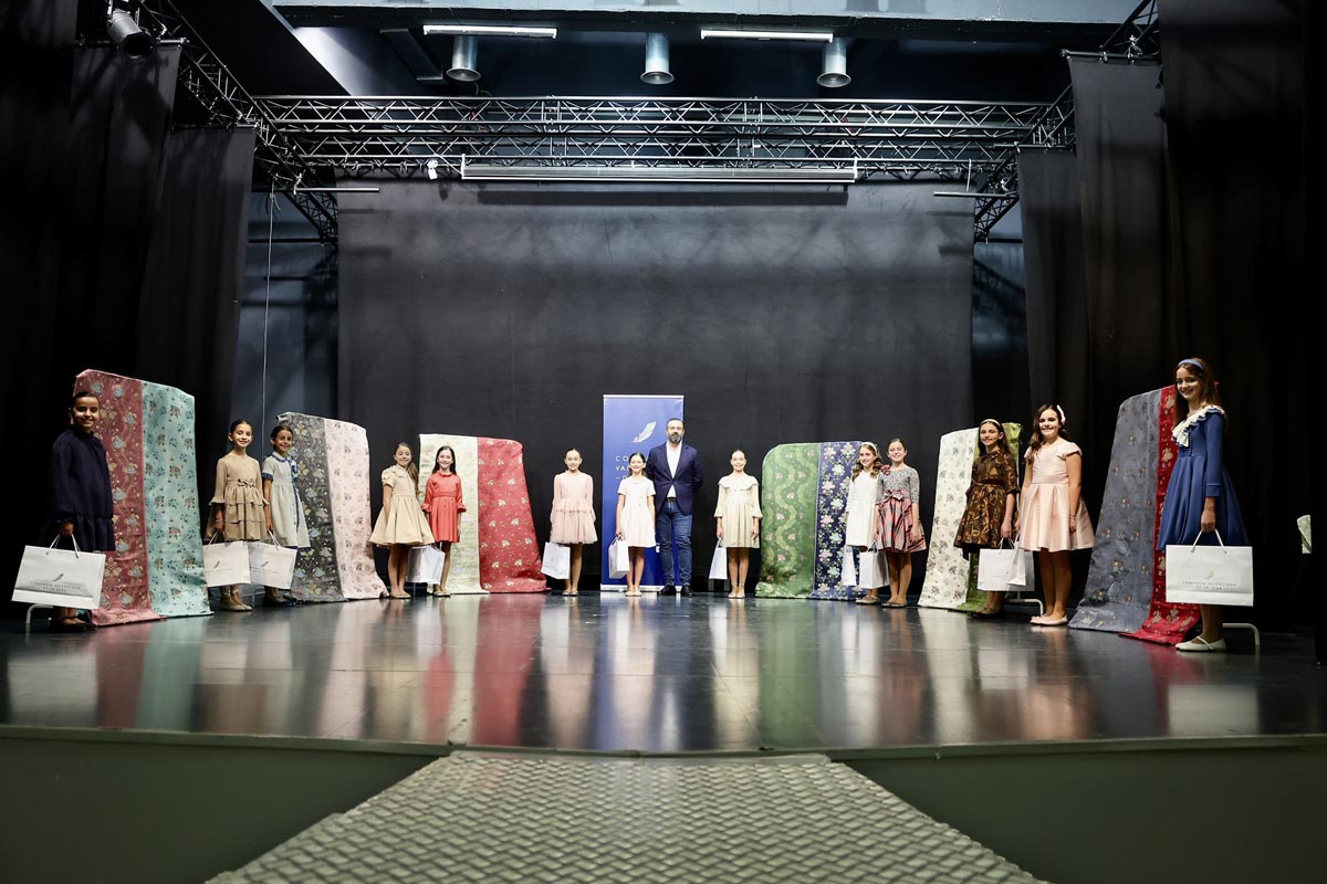 Las telas que lucirá la Corte de Honor Infantil fueron presentadas en Beniparrell.
