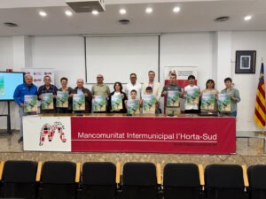 Presentación del trofeo de la Trobada Mancomunitat de l’Horta Sud de Pilota Valenciana