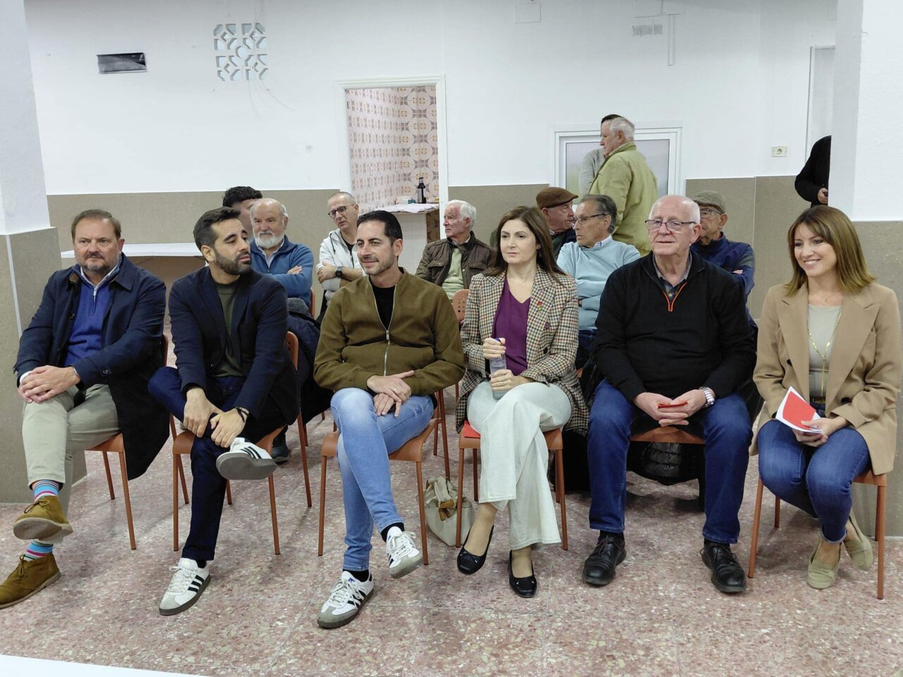 Esther Torrijos asume la dirección del PSPV de Paiporta en una renovada ejecutiva.