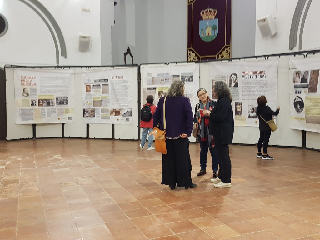 Exposición sobre mujeres silenciadas en Quart de Poblet.