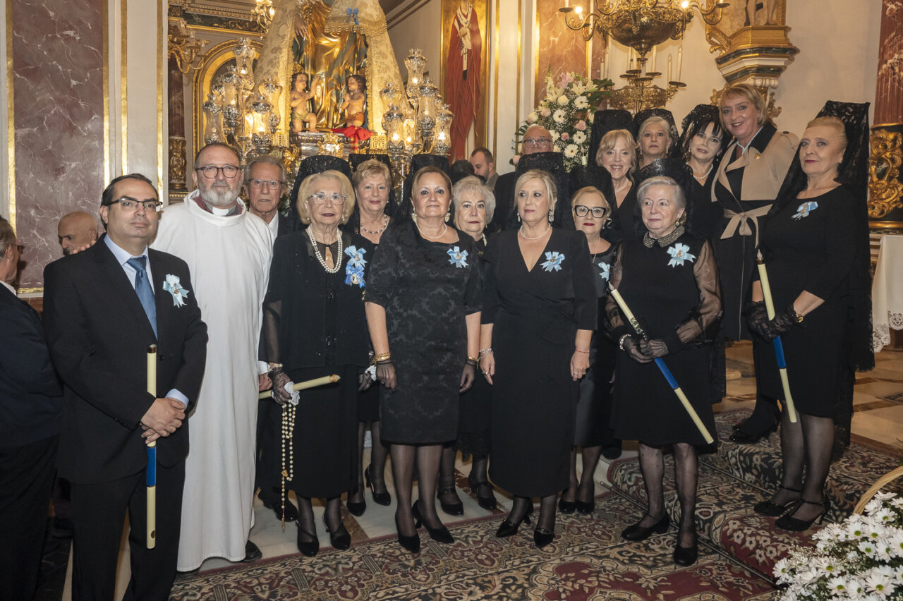 Celebración religiosa en honor a la Virgen de los Desamparados en Benetússer.