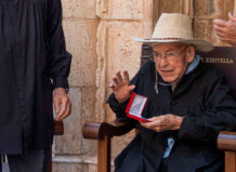 Xirivella reconoce a Vicent March como Hijo Predilecto por su labor histórica en la defensa de la huerta Vicent March es reconocido por su labor en la defensa de la huerta.