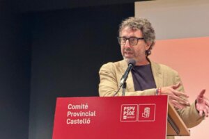 El secretario de Organización del PSPV-PSOE, Vicent Mascarell, aclara la situación política actual.