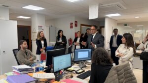 La consellera de Justicia, Nuria Martínez, visita los juzgados de Mislata y Moncada.