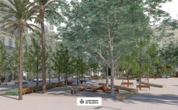 La reurbanización de la plaza del Ayuntamiento con la gran elipse Vista de la plaza del Ayuntamiento con árboles y bancos