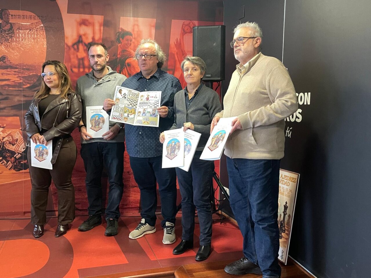 Presentación del cómic sobre el tratado de ajedrez moderno en Valencia