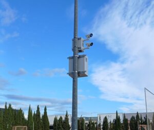 Cámara de control de tráfico instalada en La Pobla de Farnals