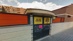 Entrada del CEIP Profesor Santiago Grisolía en Valencia