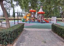 Mislata decreta el cierre de parques, instalaciones públicas y zonas inundables ante la alerta roja por lluvias Parque cerrado en Mislata debido a alerta roja por lluvias