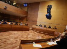 La Diputación estudia crear una macrobolsa de técnicos para reforzar a los municipios afectados por la DANA Reunión de la comisión sobre asistencia técnica a municipios afectados por DANA